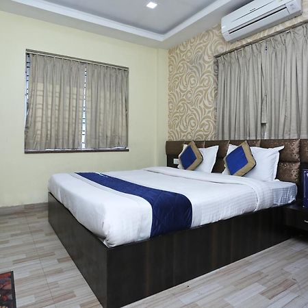 Oyo 7790 Hotel Royal Height Calcutta Extérieur photo