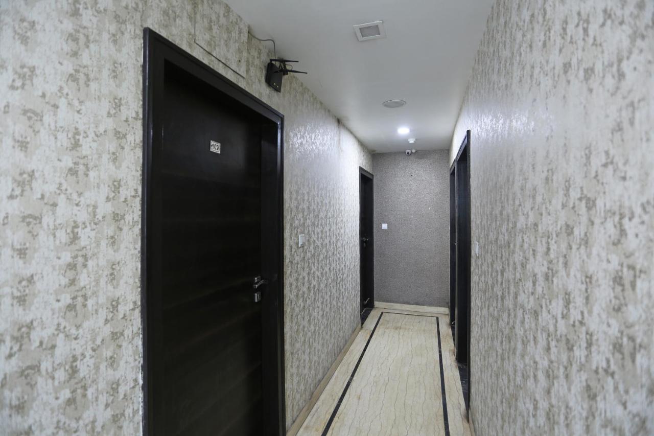 Oyo 7790 Hotel Royal Height Calcutta Extérieur photo